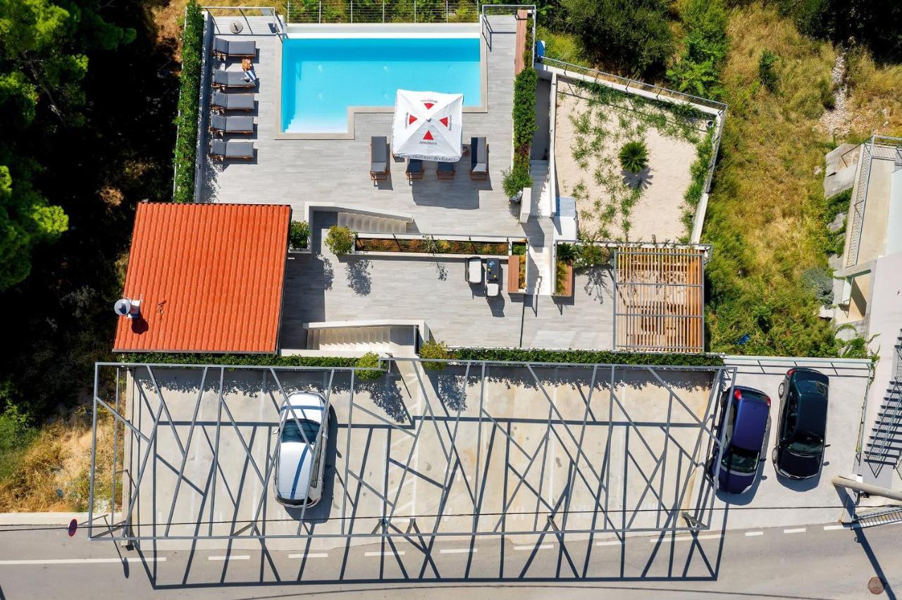 Matko'S Oasis Apartments Brela Exterior photo